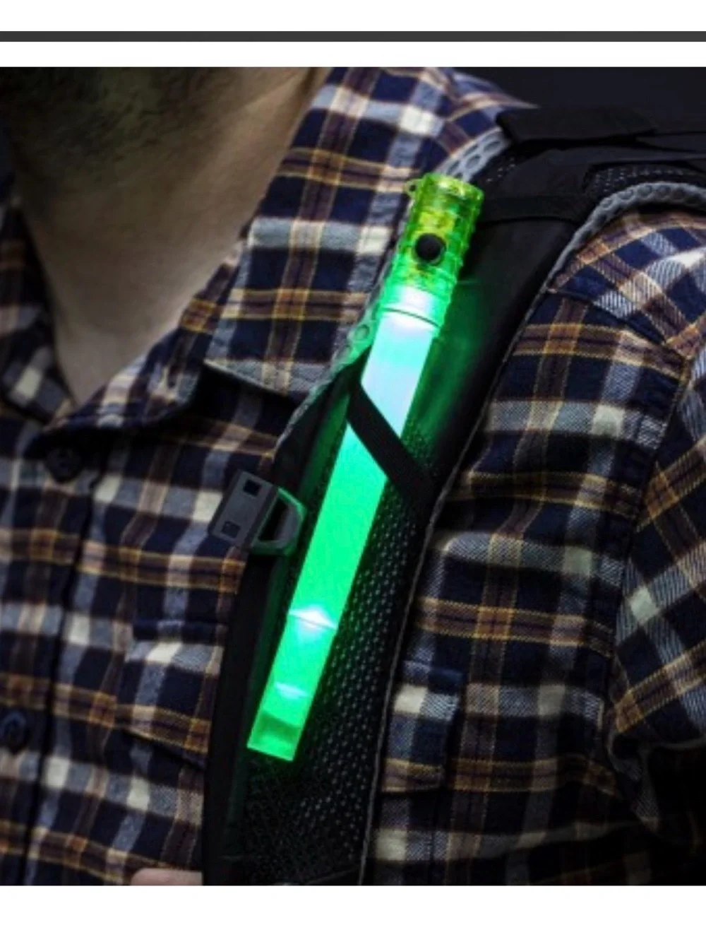 LIFE GEAR GLOW STICK +FLASHLIGHT